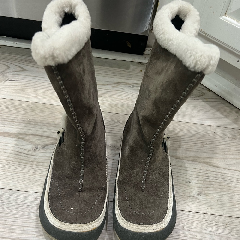 Merrell Women’s Spirit Tibet High Boots  Seal Gray size 8.5